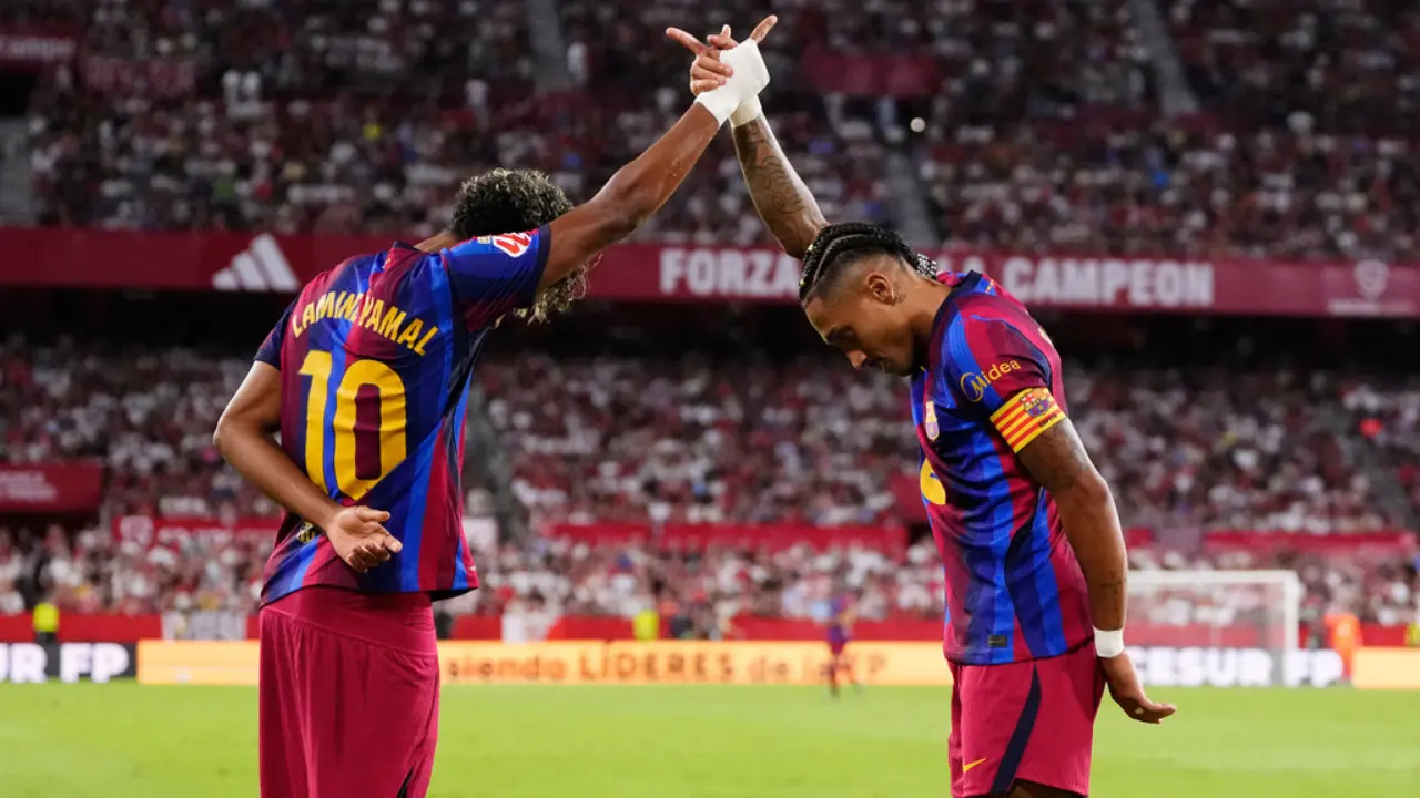 Raphinha Cetak Hattrick, Barcelona Comeback 3-1 di Markas Sevilla